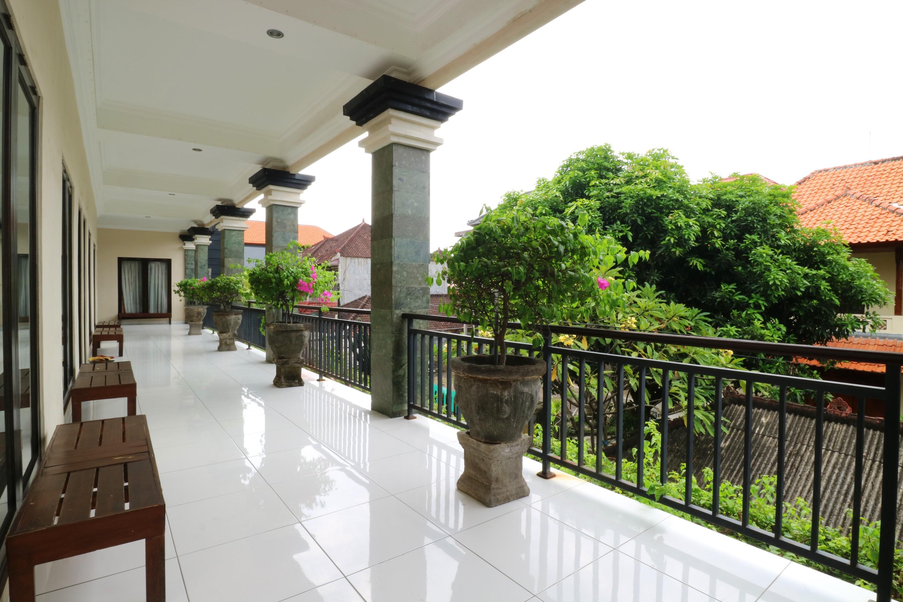 Warapsari Inn Kuta Kuta  Exterior photo